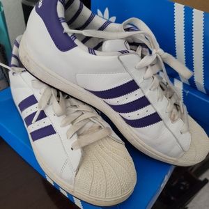 Adidas superstar 11½